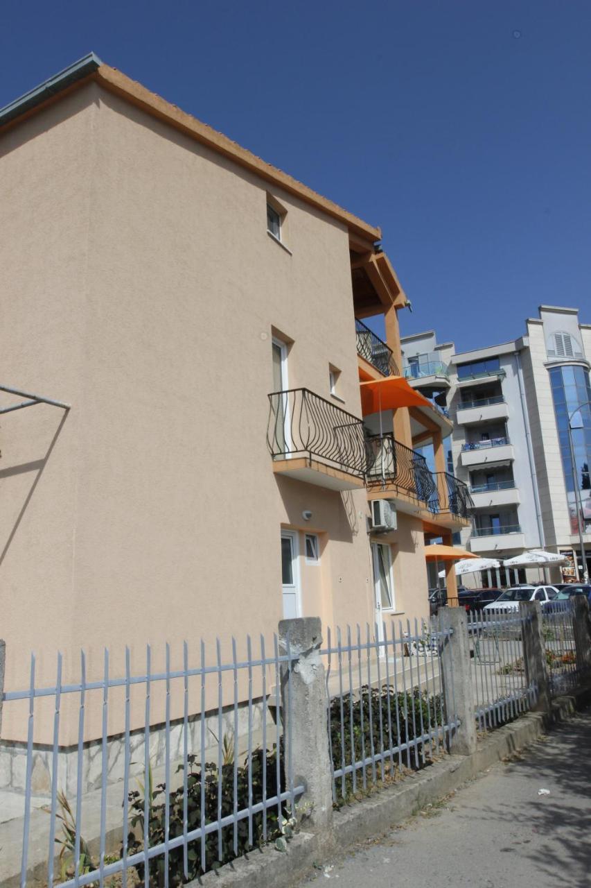 Olga Apartment *